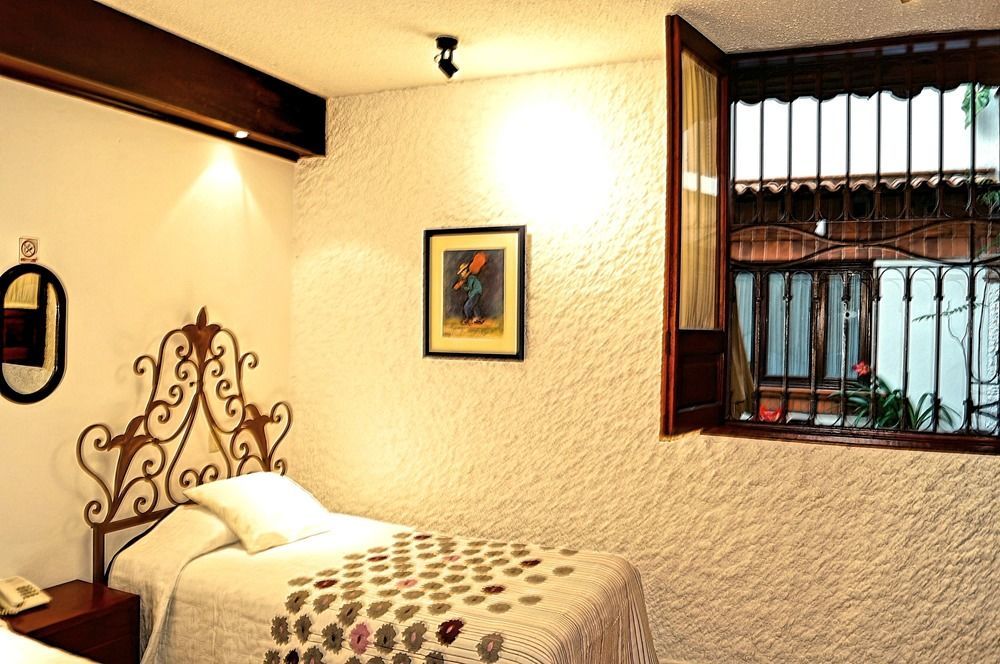 Mesón De Remedios Hotel